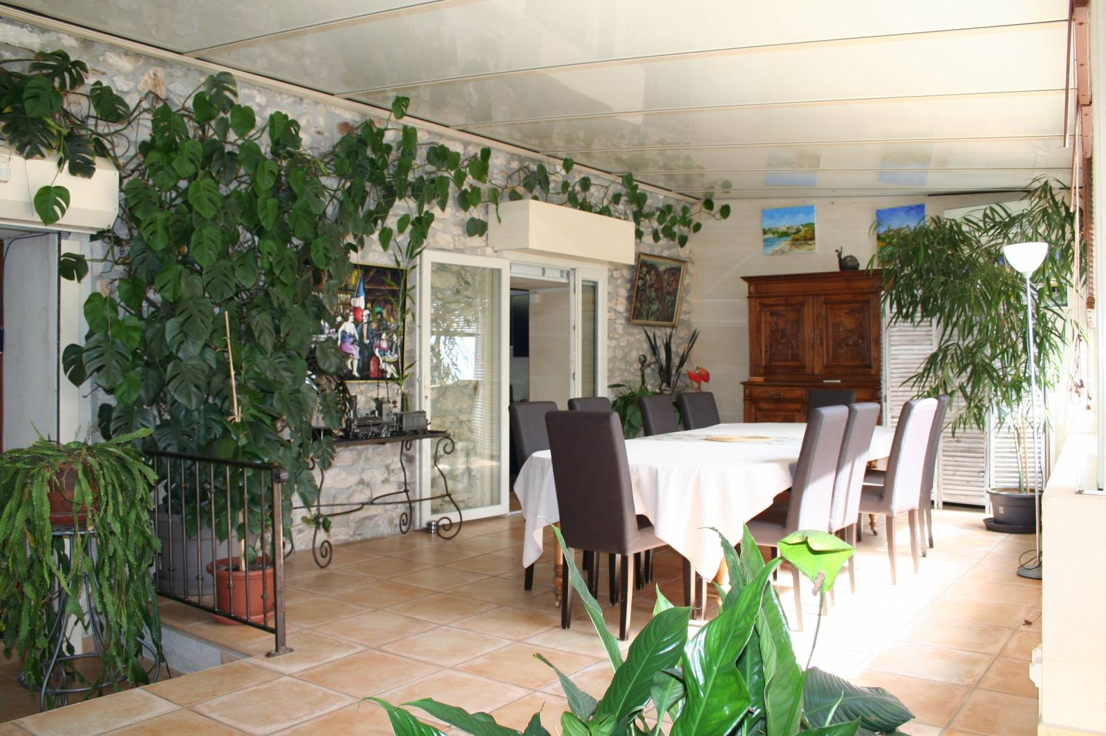 Grande maison de village avec 3 gites Bord de rivière Ardèche  