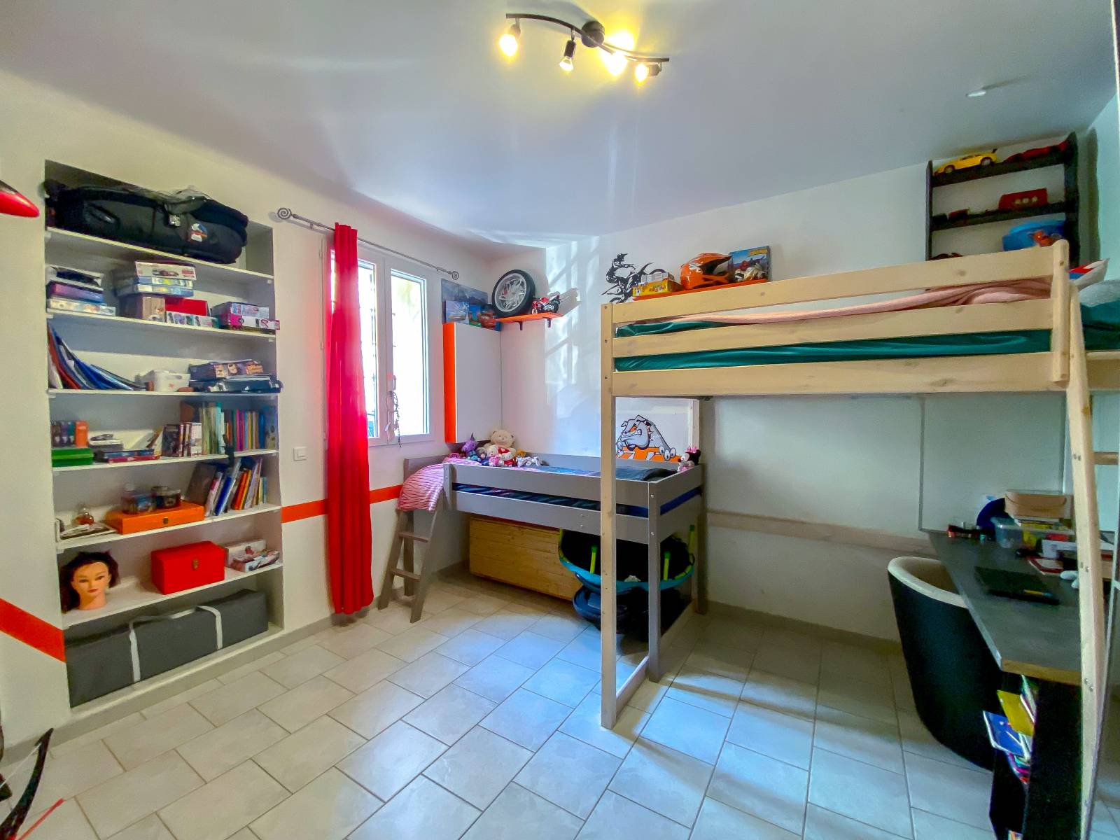 A vendre - Maison de village lumineuse Rochegude centre village En Drôme provençale, 