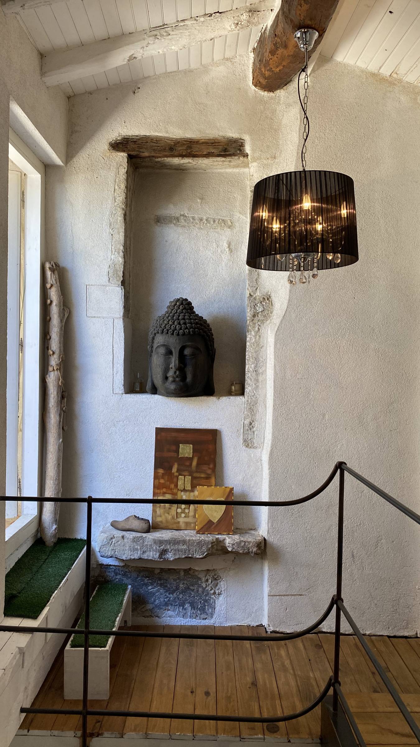 A vendre, Maison de village restaurée et meublée à Taulignan  terrasse tropézienne, 2 chambres