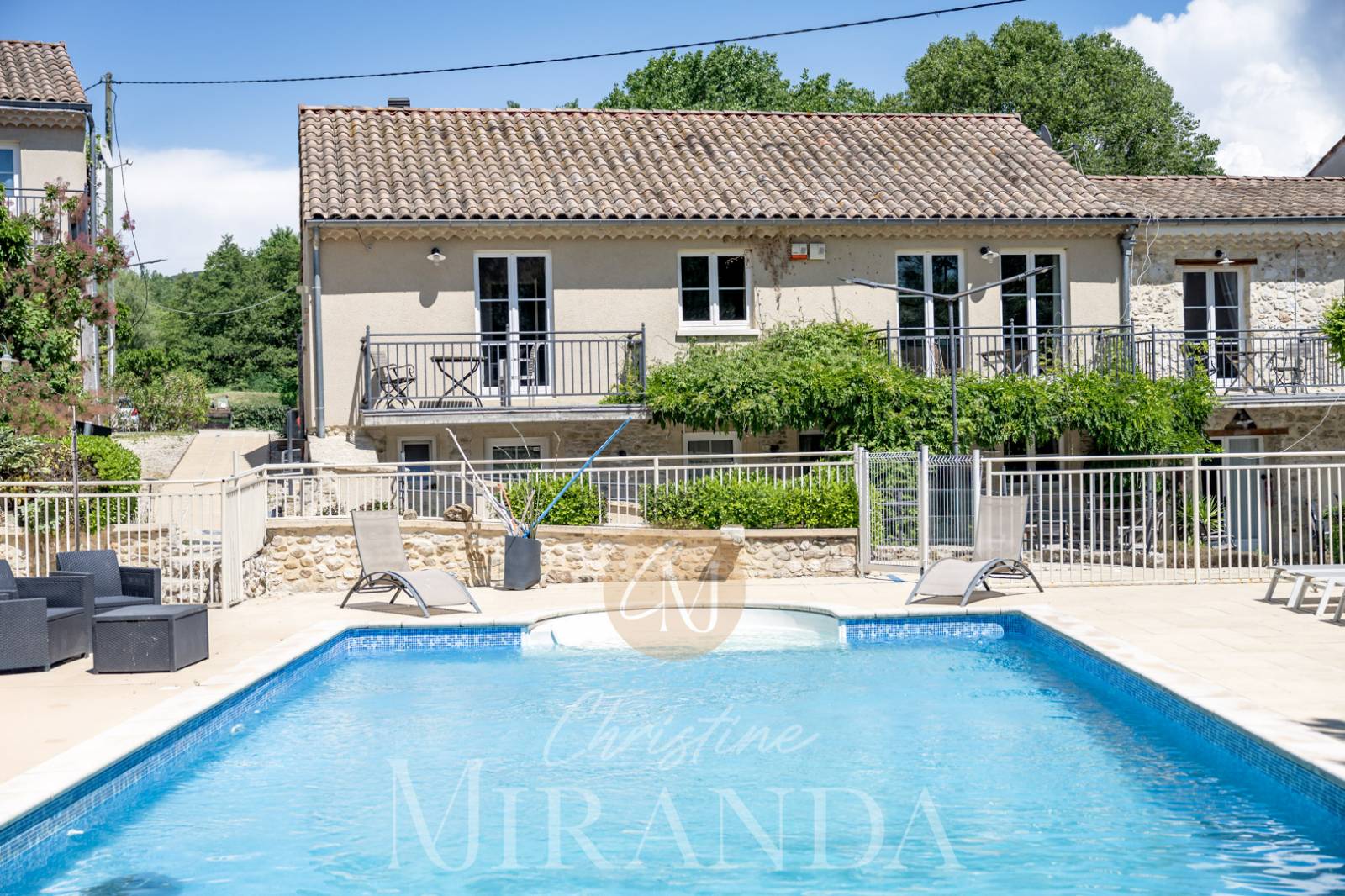 Appartement dans résidence de standing, Allan campagne 