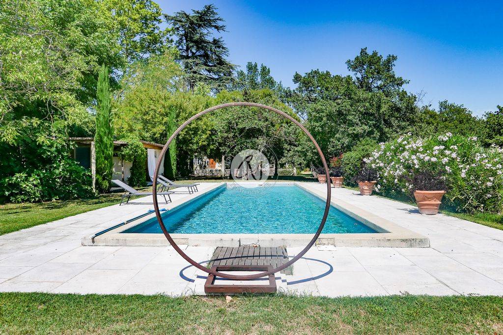 A vendre, Maison de Maître Grignan Drôme Provençale Une adresse unique