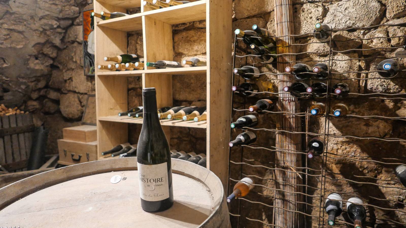 A vendre, Maison de village avec de grandes terrasses Drôme provençale La Garde Adhemar 