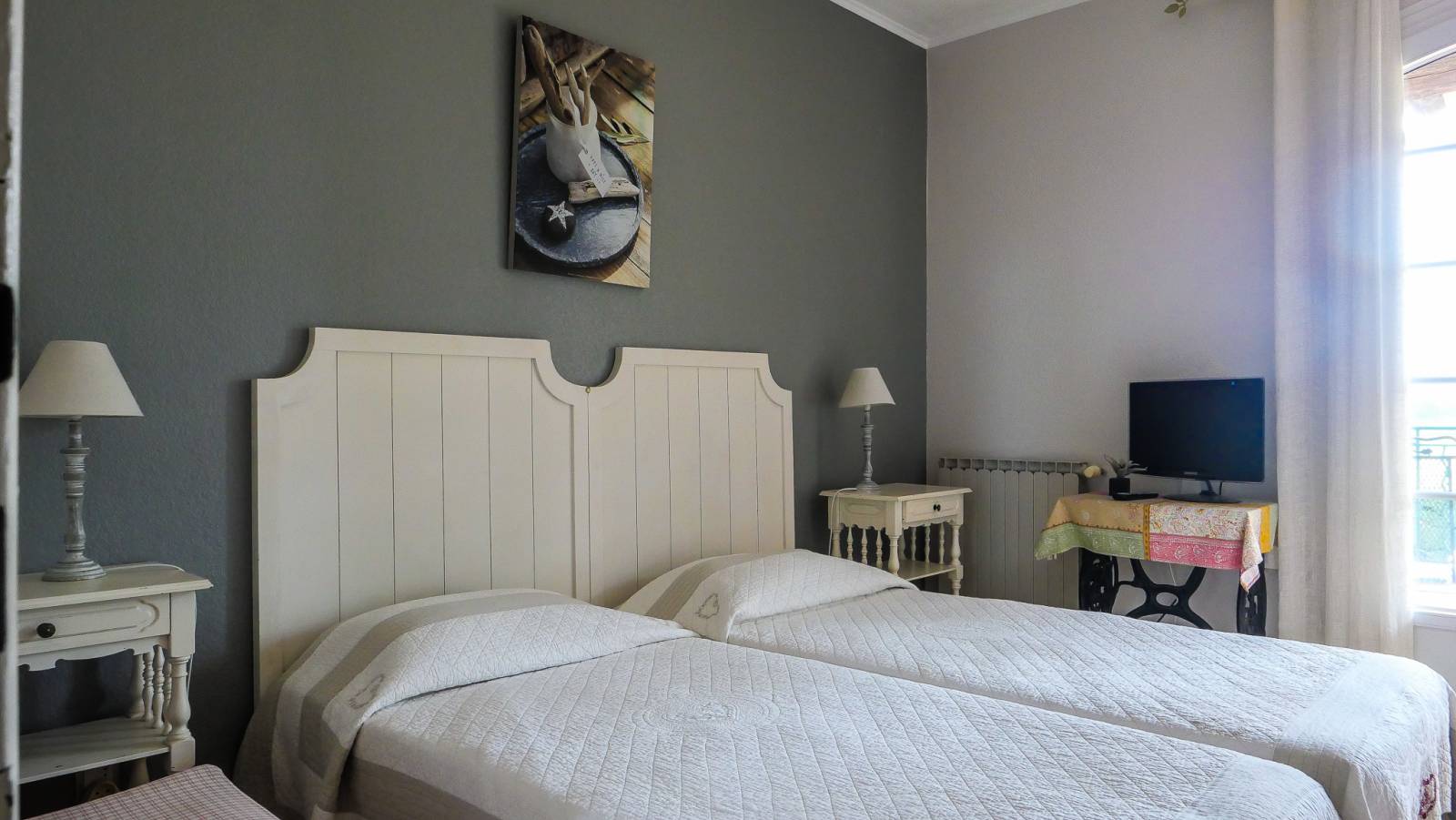 Appartement T3 avec terrasse  au 1er étage   