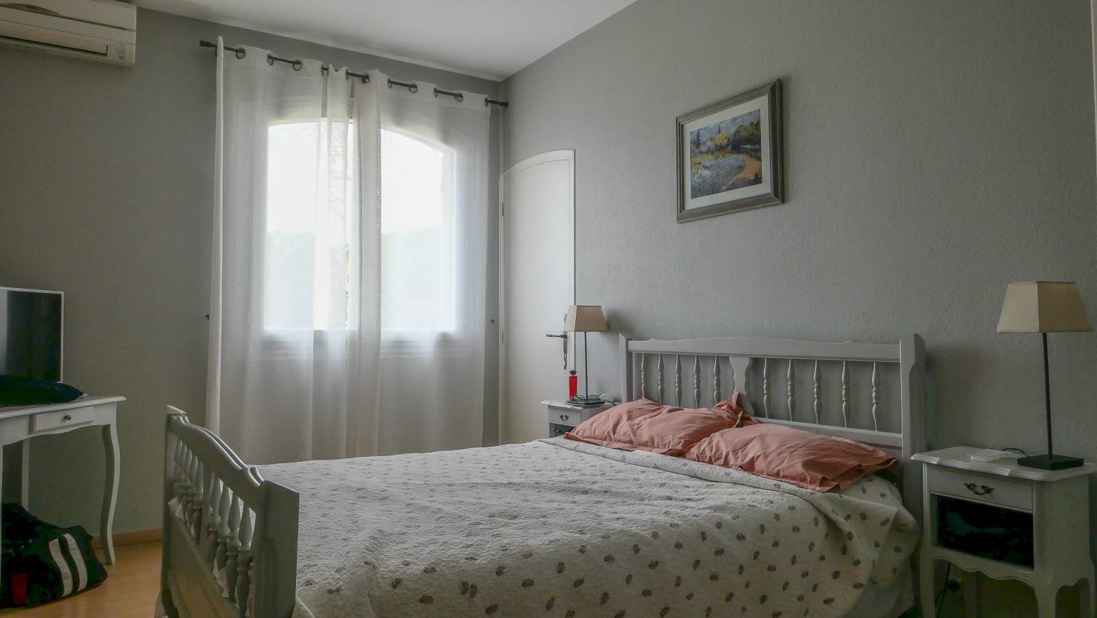 Appartement T3 avec terrasse  au 1er étage   