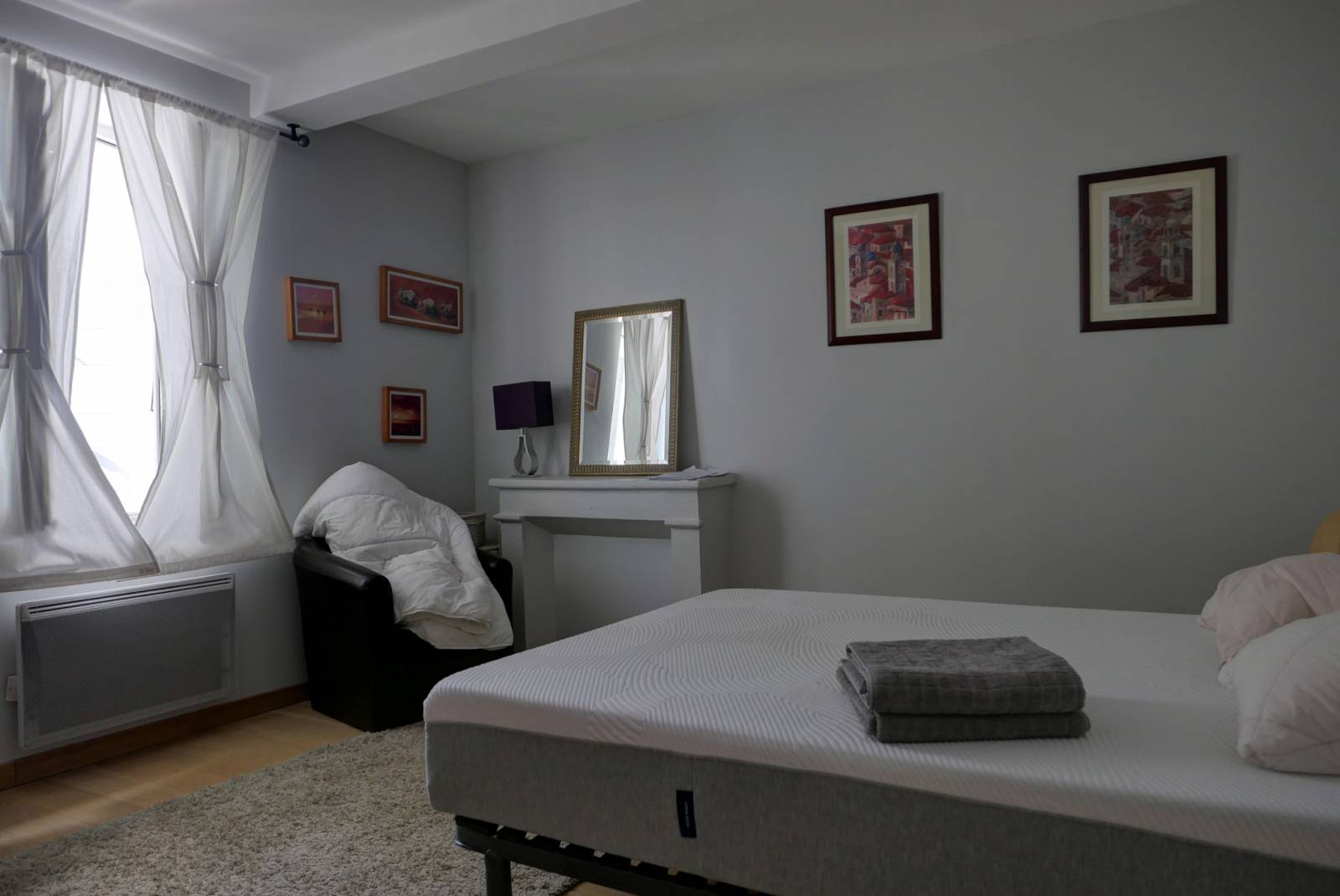 Réf 4223-  A vendre mas de village, secteur Cairanne  