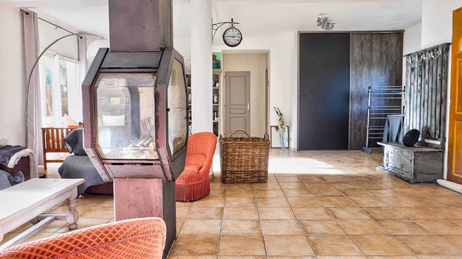 A vendre villa avec gîte Bouchet en Drome Provençale réf 4286-