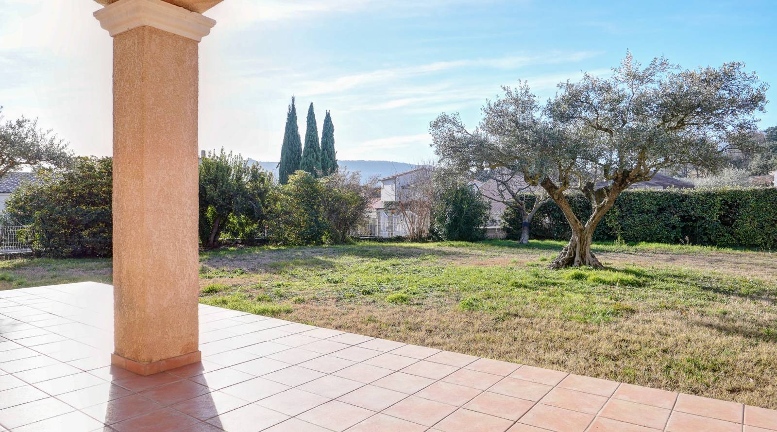 Villa de plain pied, St Paul  Trois Châteaux Proche du centre ville 