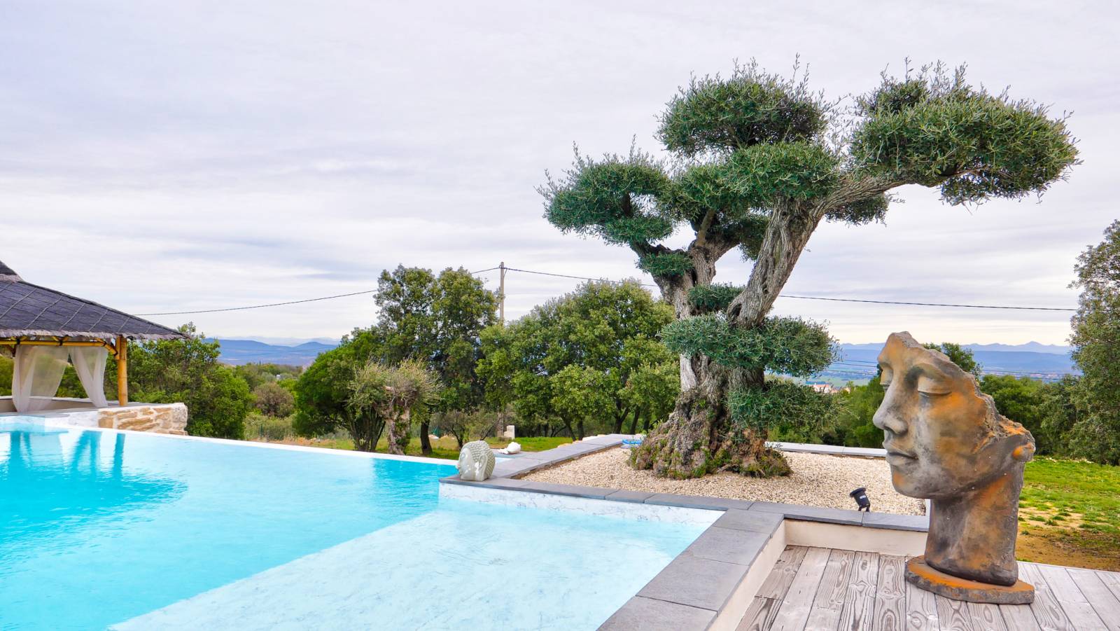 réf 4298-A vendre, propriété de charme en Ardèche méridionale,  une rénovation contemporaine