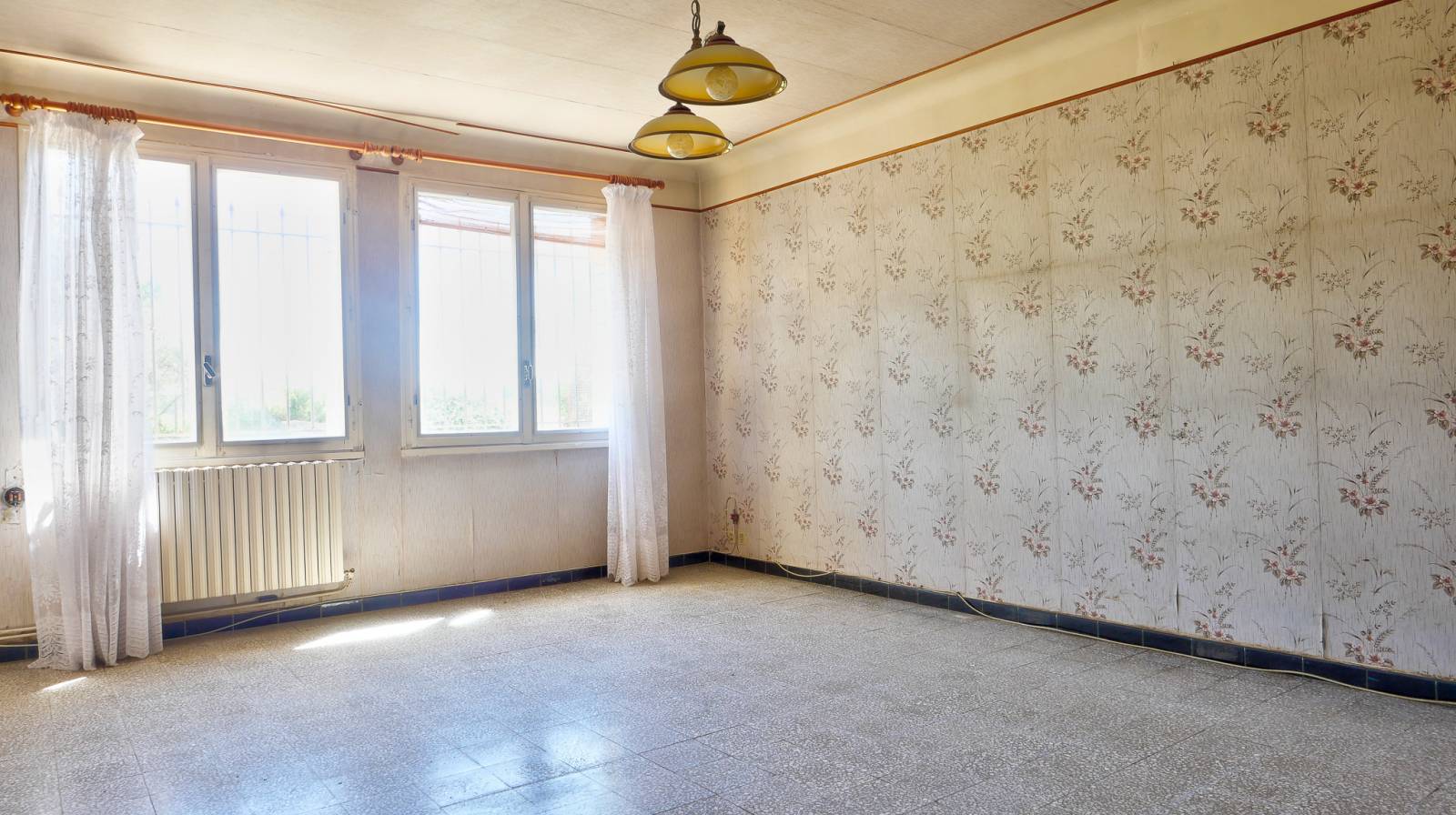 A vendre jolie ferme  aux abords d'un village .... Bouchet  