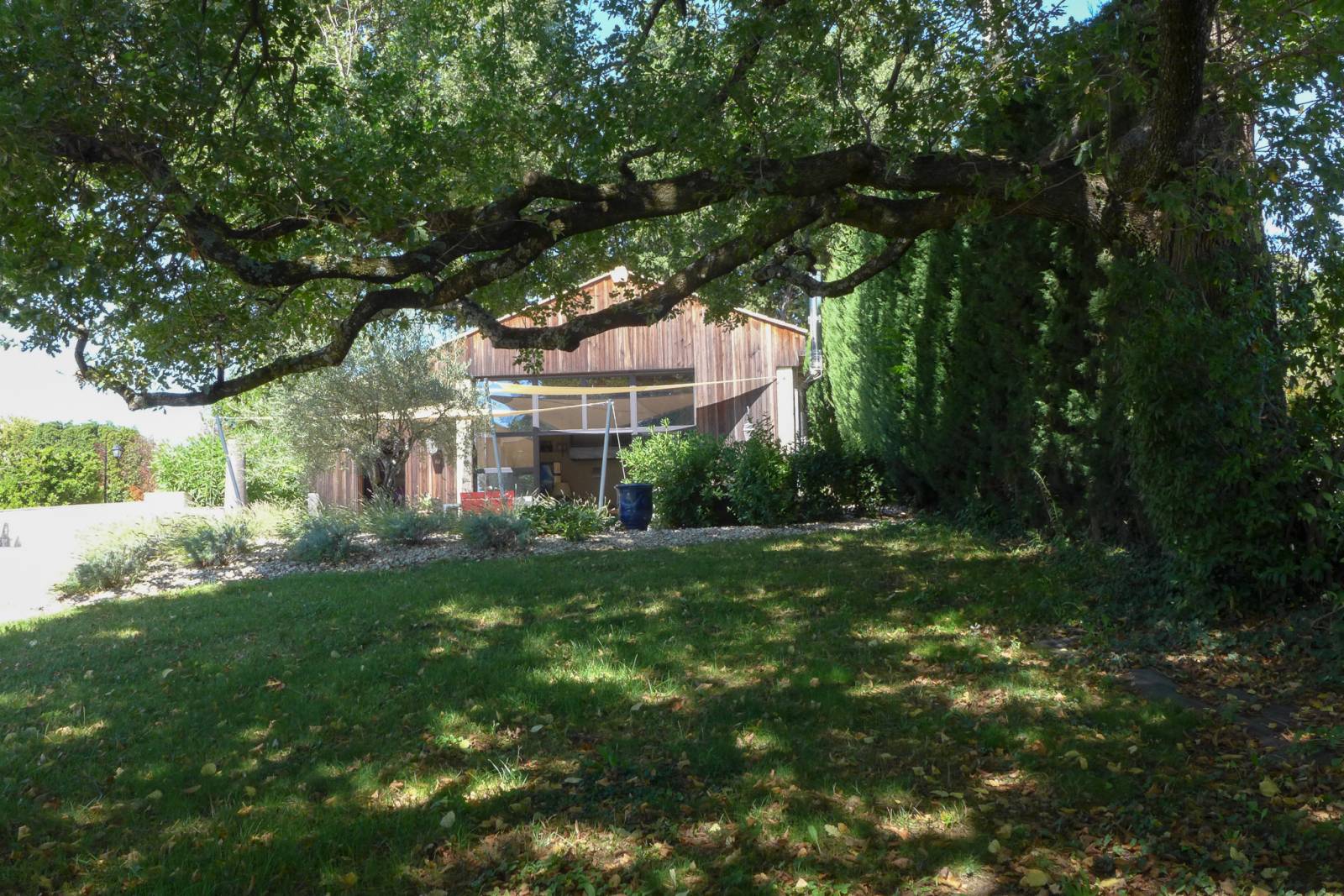 EXCLUSIVITÉ - A vendre ancienne grange aménagée,  campagne de la Bâtie Rolland 