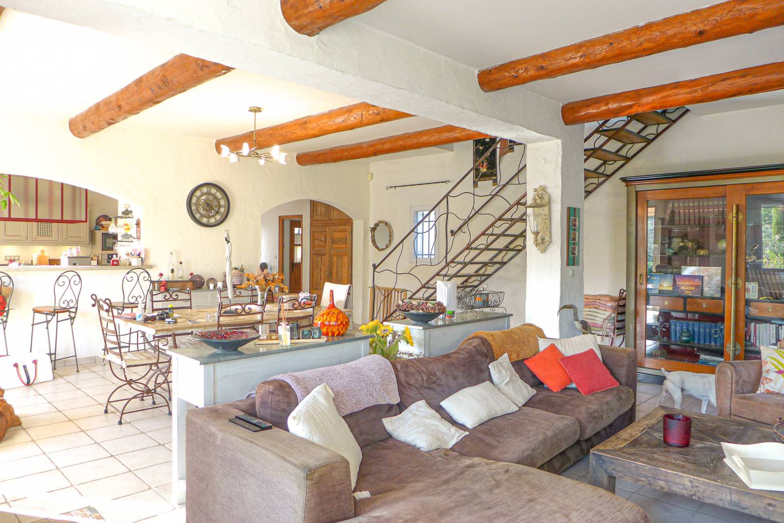 A vendre jolie Villa au pied du Luberon Cheval Blanc  