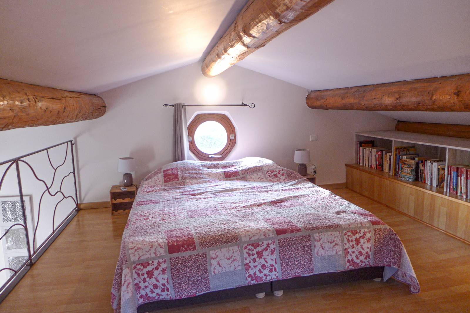 A vendre jolie Villa au pied du Luberon Cheval Blanc  