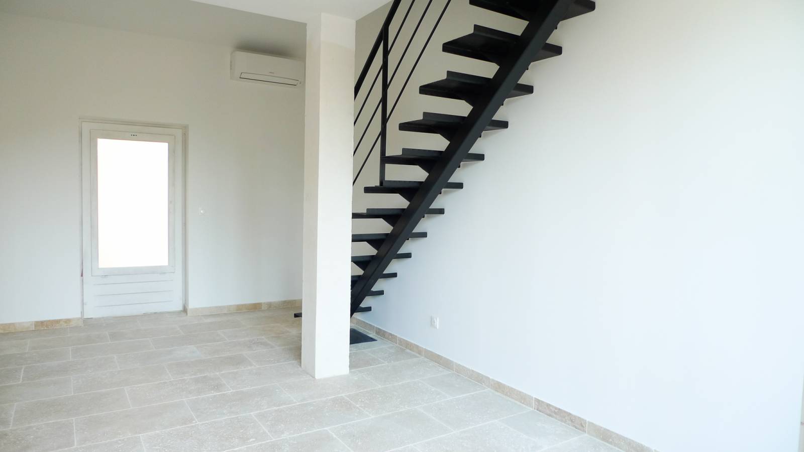 A vendre charmant T2 dans copropriété   