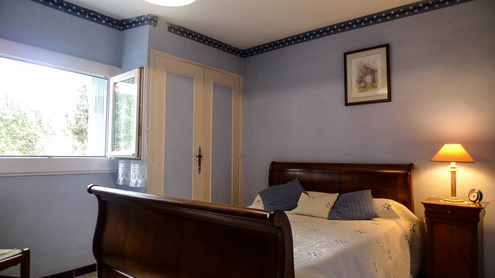 Jolie ferme en L sur 1ha de terrain Haut Vaucluse 1 gîte independant 