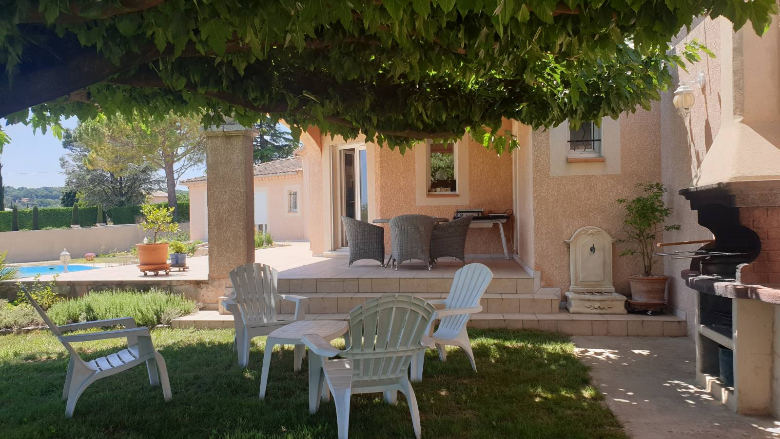 réf 4244- Villa de plain pied avec piscine BOURG SAINT ANDEOL  