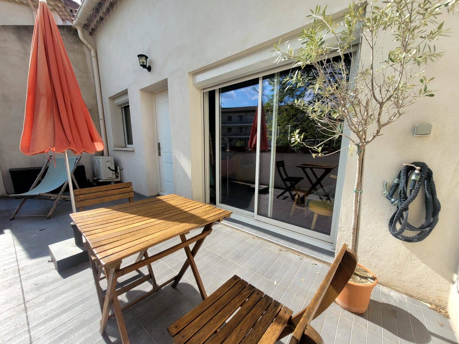 Appartement T3 avec terrasse dans résidence à 2 pas du centre ville Saint-Paul-Trois-Châteaux  