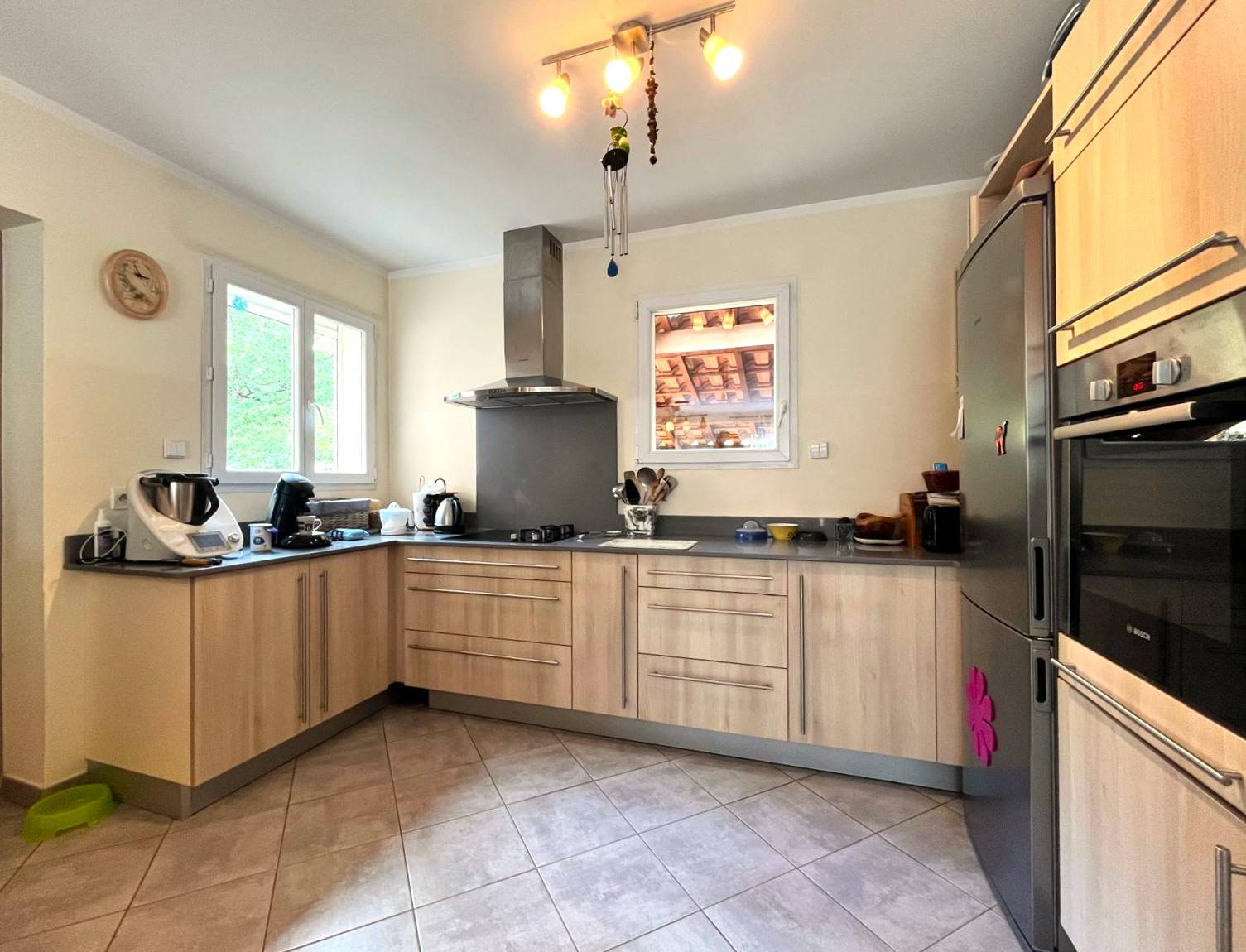 Villa de plain-pied avec rentabilité locative Suze-La-Rousse Quartier résidentiel calme 