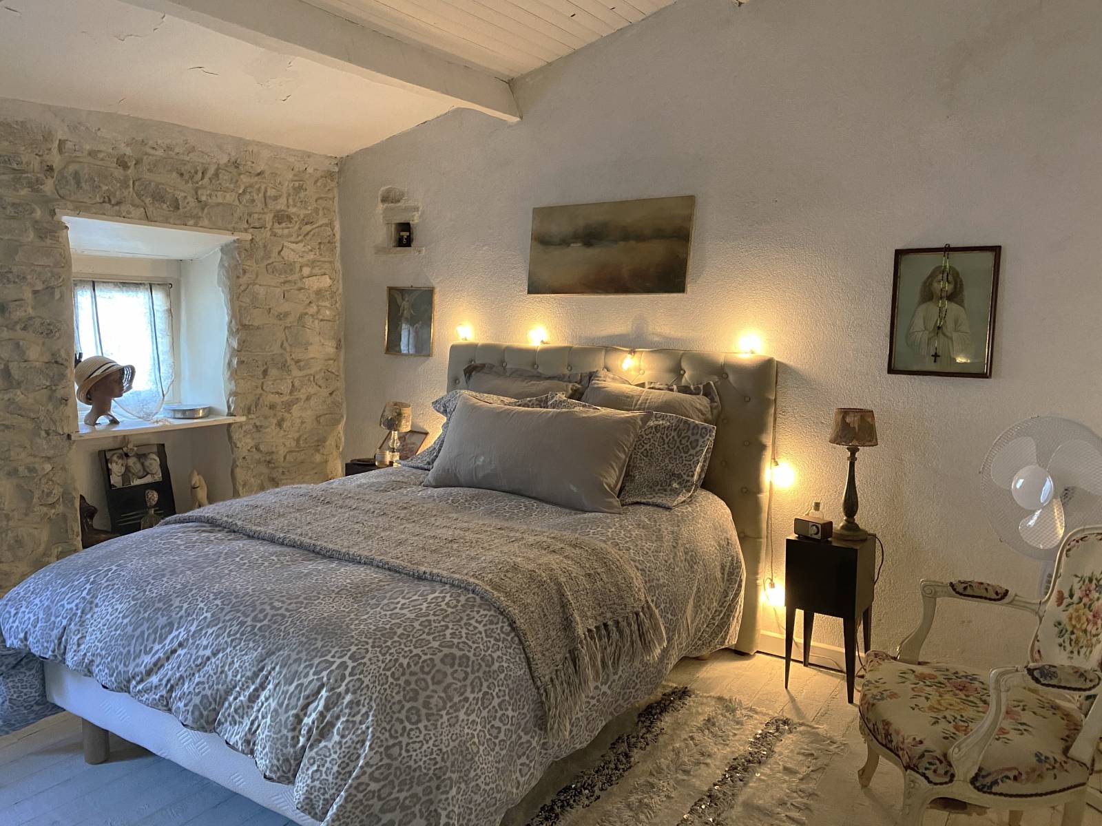 A vendre, Maison de village restaurée et meublée à Taulignan  terrasse tropézienne, 2 chambres