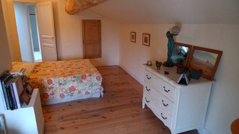 Très belle maison de village en plein cœur d'un village du Haut Vaucluse