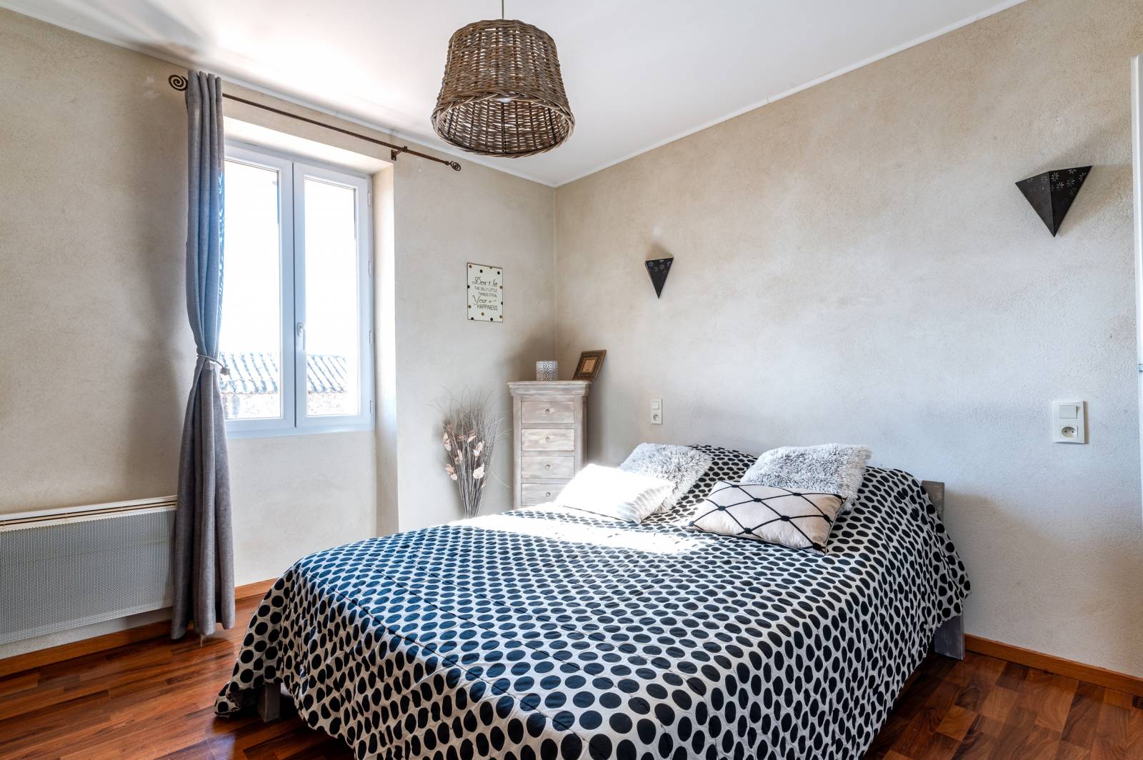 EXCLUSIVITÉ -  Maison de village Suze la Rousse en drôme Provençale vendue meublée