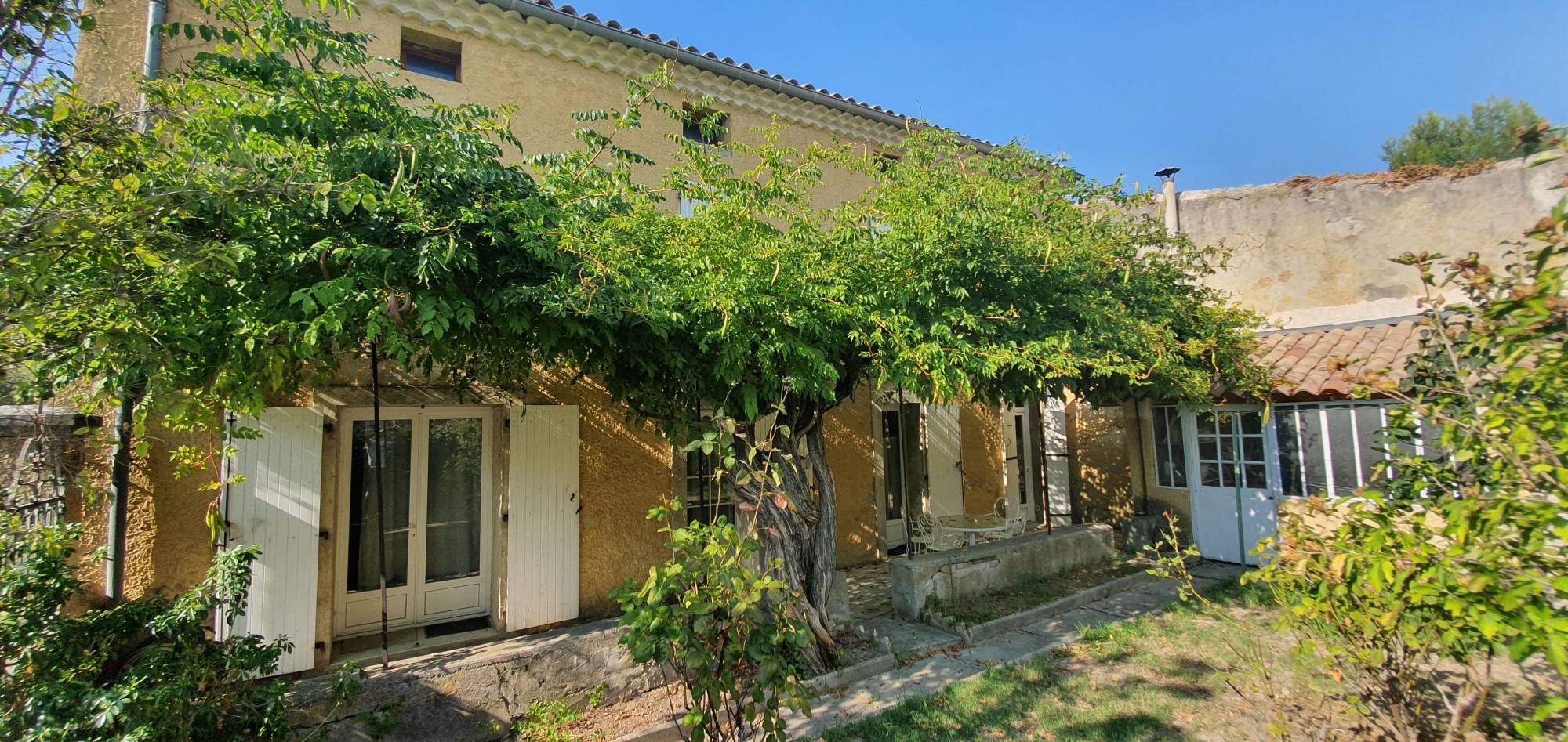 une maison de village a vendre en drome sud