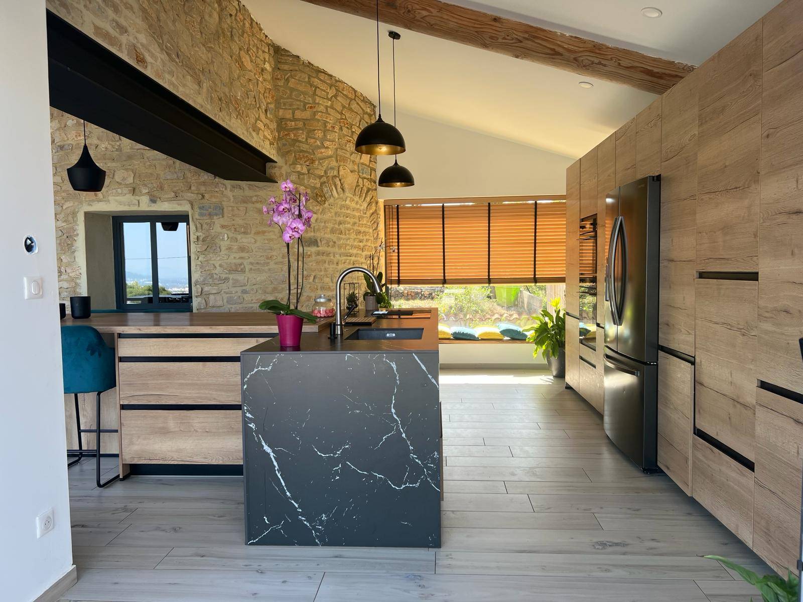 réf 4298-A vendre, propriété de charme en Ardèche méridionale,  une rénovation contemporaine