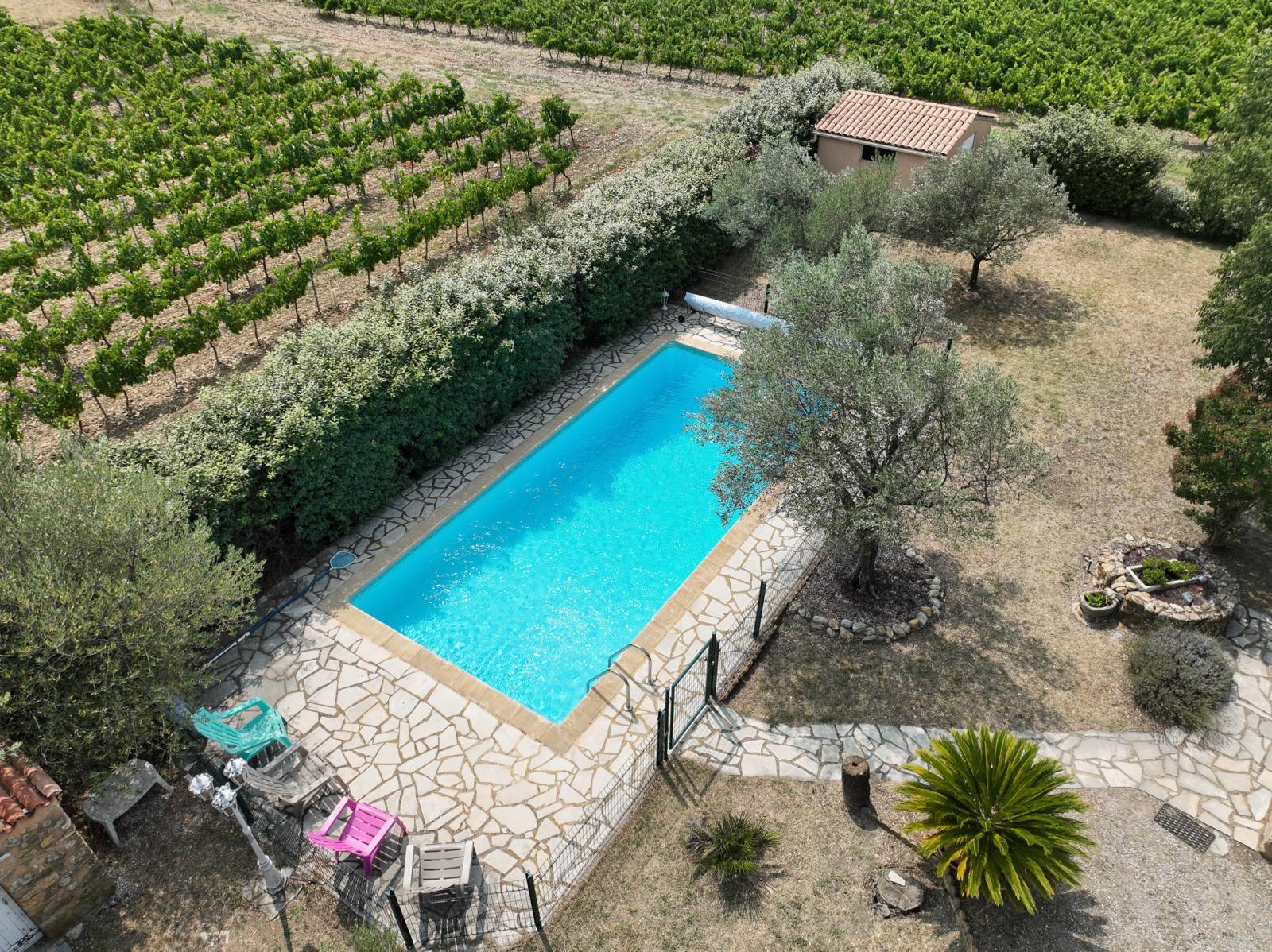 A vendre mas de caractère Suze la rousse campagne 