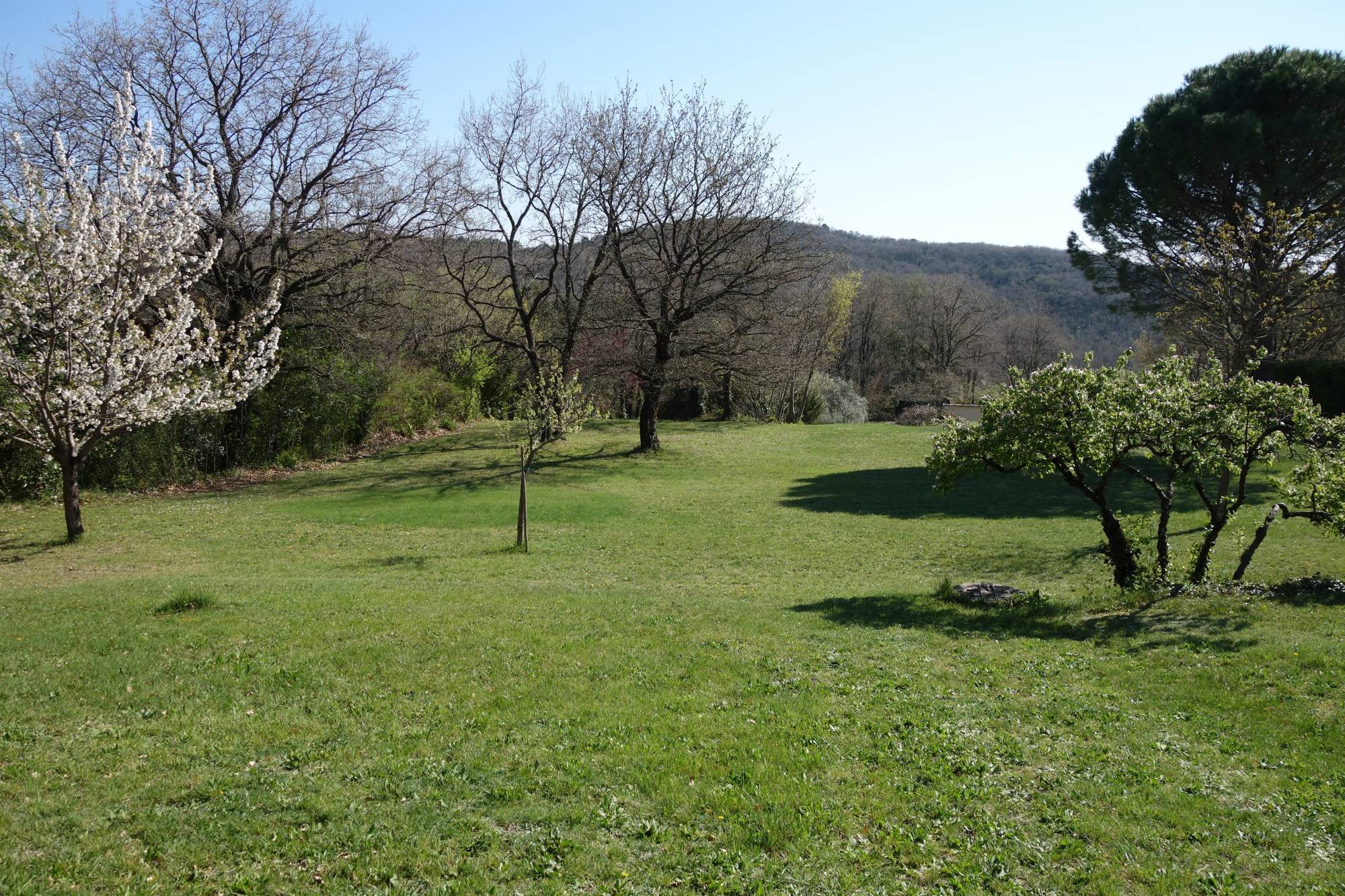 Terrain à batir avec vue dégagée  - La Garde Adhémar