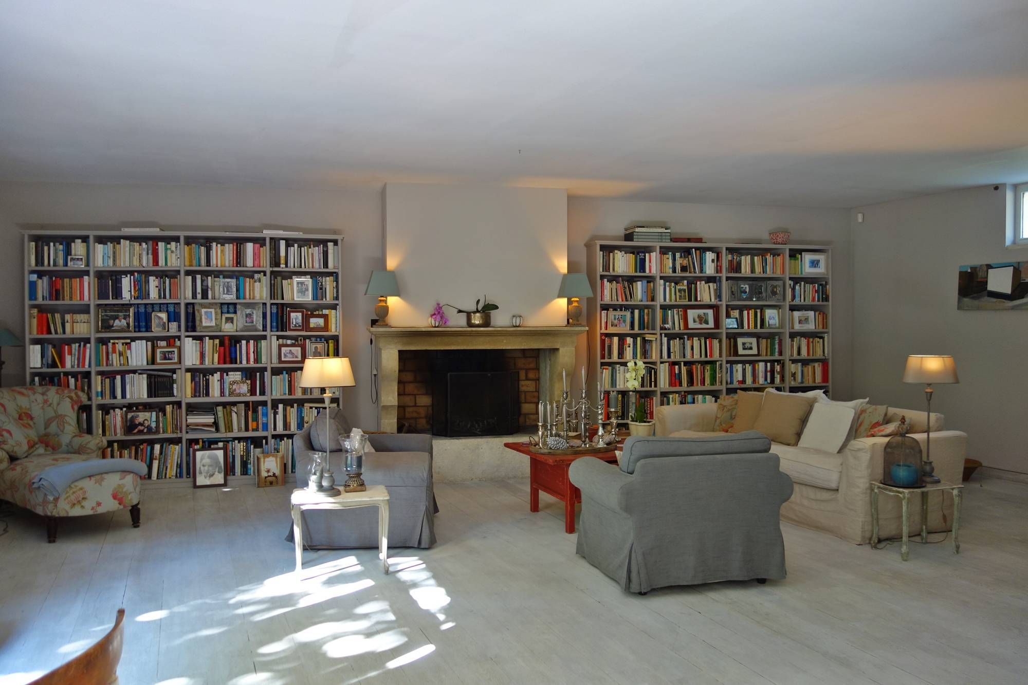 Propriété de caractère à vendre , 2 habitations, piscine proche Grignan