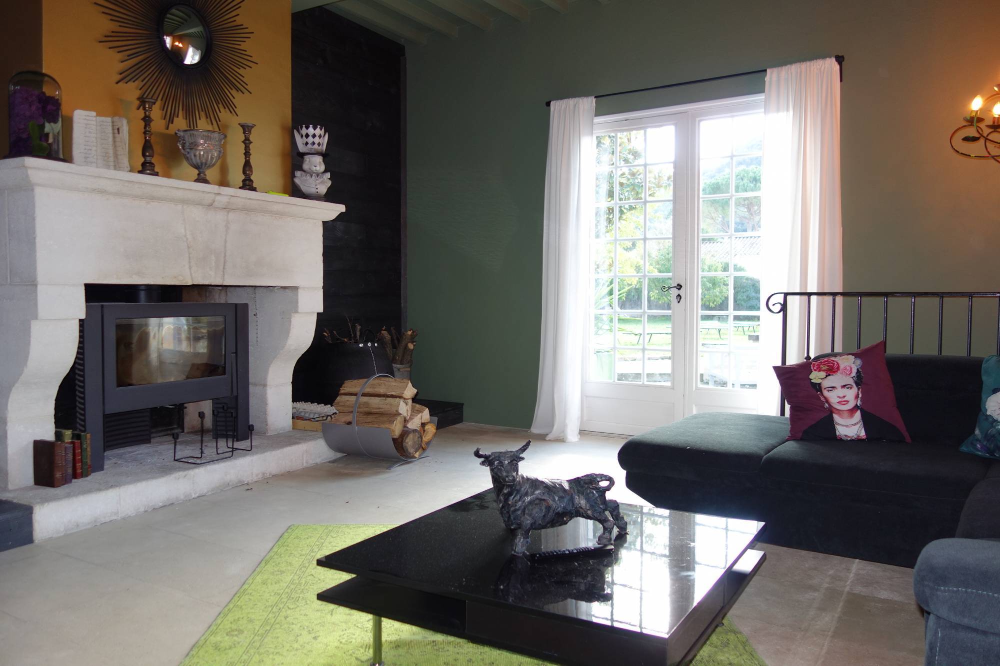  en Drome Provençale, Grande maison  rénovée  avec  piscine et jardin