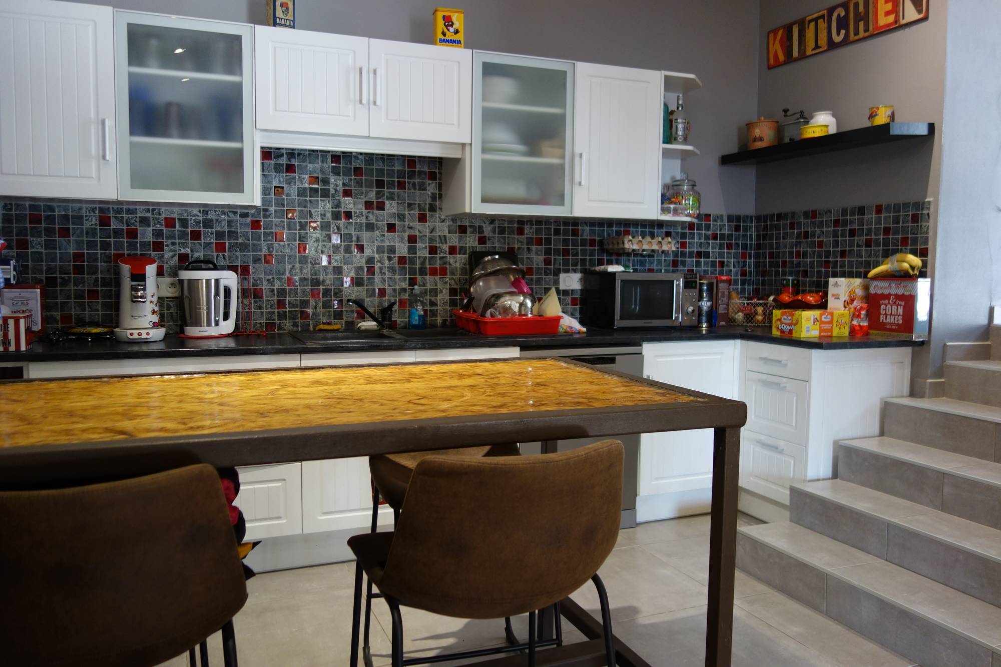 A vendre- Maison avec logements indépendants et piscine