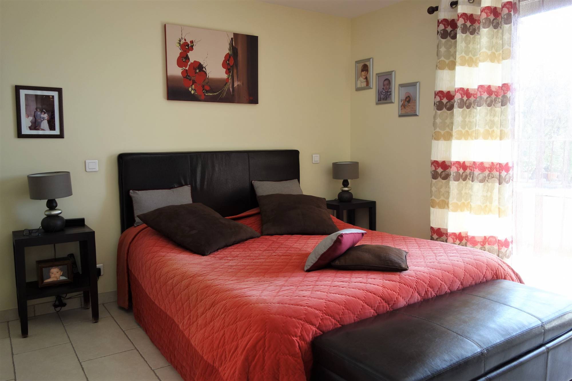 A vendre- Maison avec logements indépendants et piscine