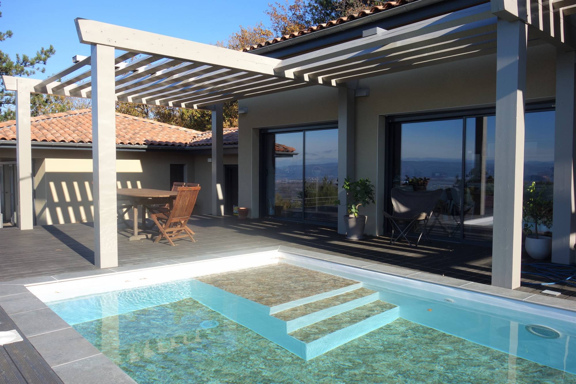 A VENDRE- Très belle villa contemporaine avec vue panoramique