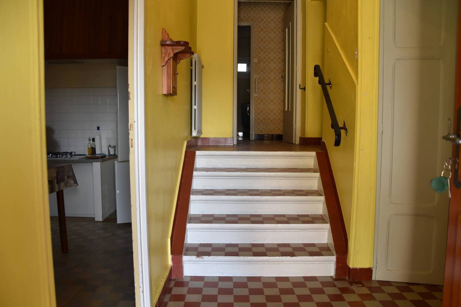 Un esprit  provençal... A 2 pas du village Beau potentiel St Paul 3 Châteaux  