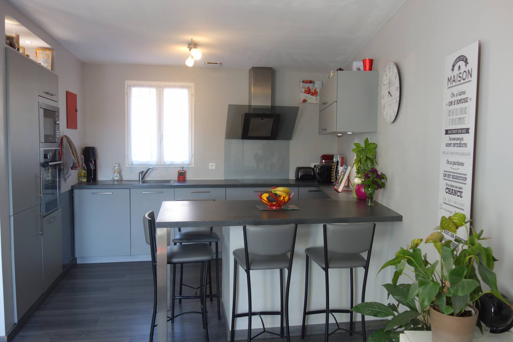  Montségur Sur Lauzon- Maison avec jardin. 