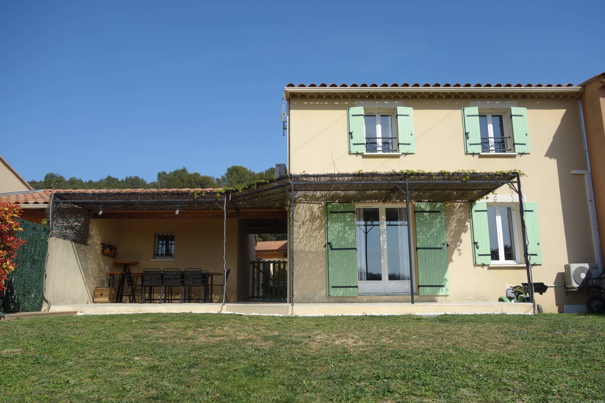  Montségur Sur Lauzon- Maison avec jardin. 