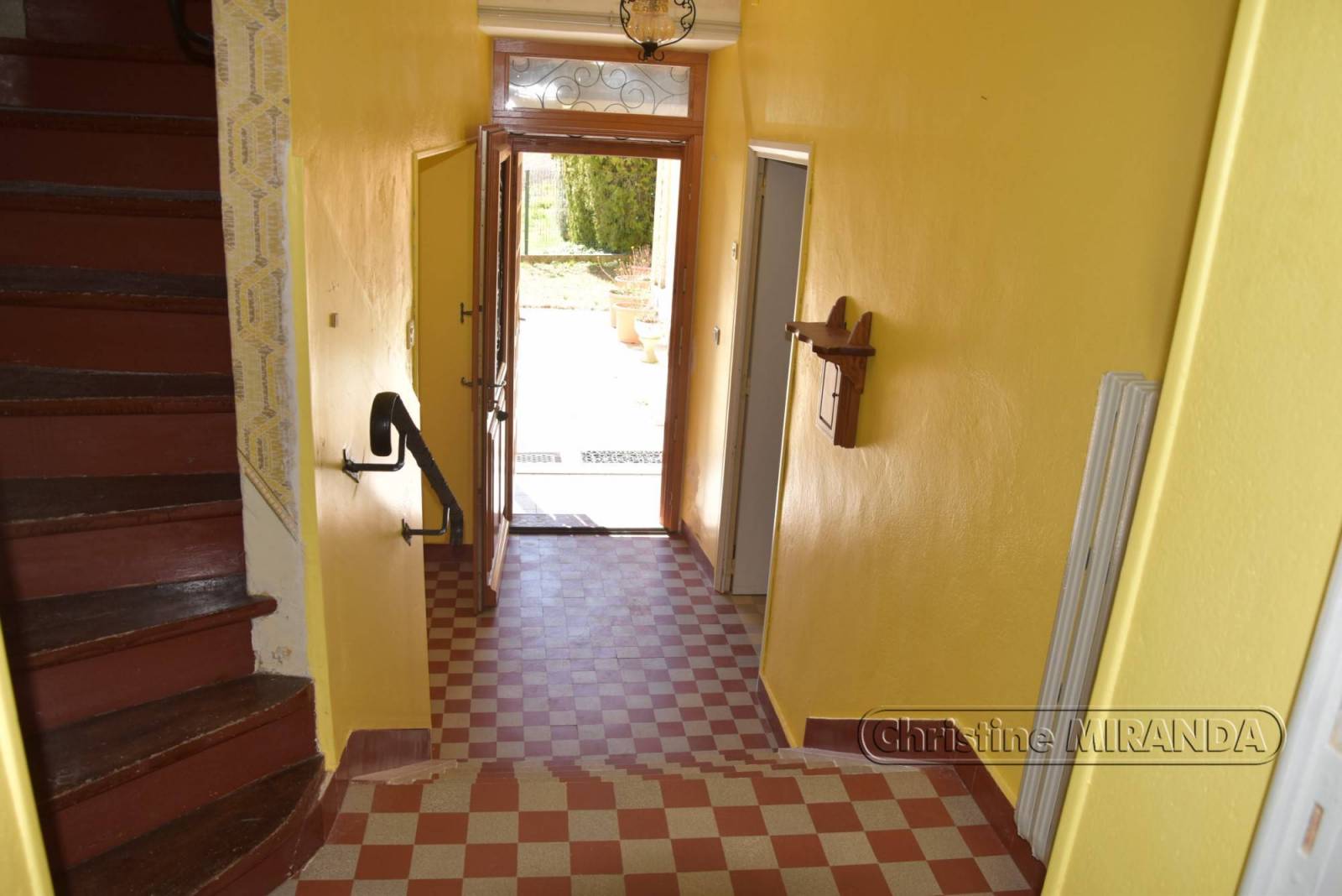 Un esprit  provençal... A 2 pas du village Beau potentiel St Paul 3 Châteaux  