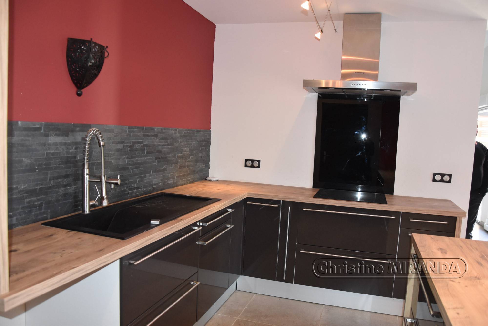 Villa de construction moderne et récente proche Saint Paul 3 Châteaux