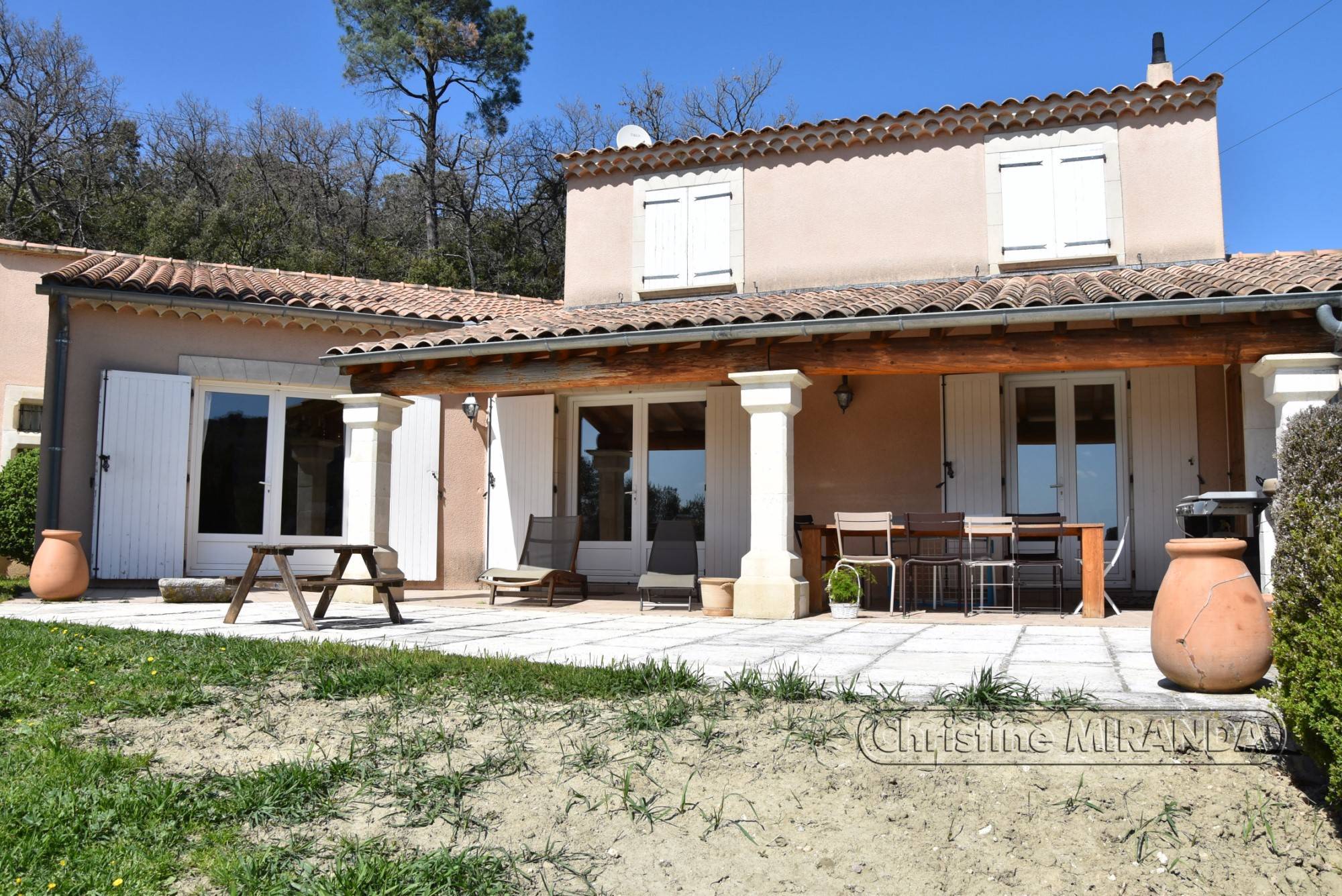 Proche Saint Paul Trois Châteaux, VENDUE PAR CHRISTINE MIRANDA