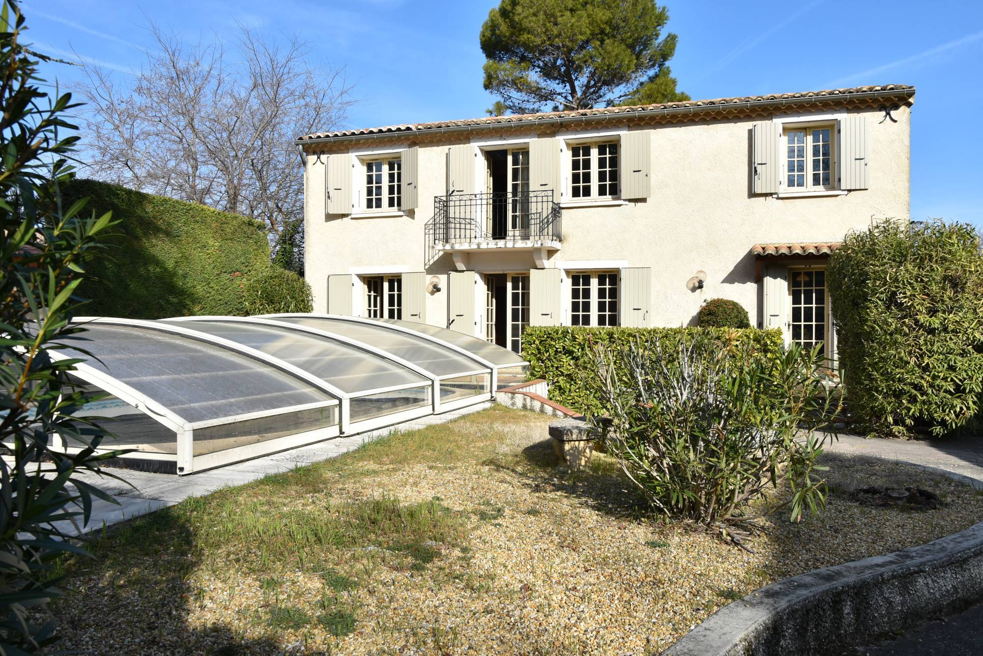 Studio proche centre ancien Saint Paul 3 Châteaux