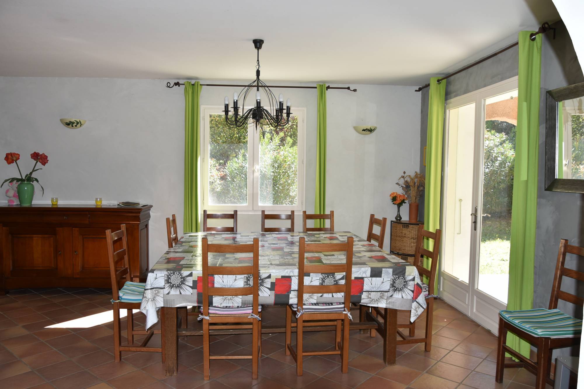 Saint Paul Trois Châteaux, emplacement idéal, position dominante, villa à vendre