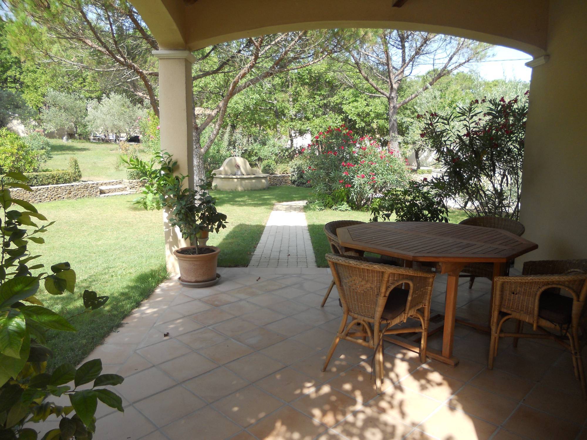 terrasse à l'ombre