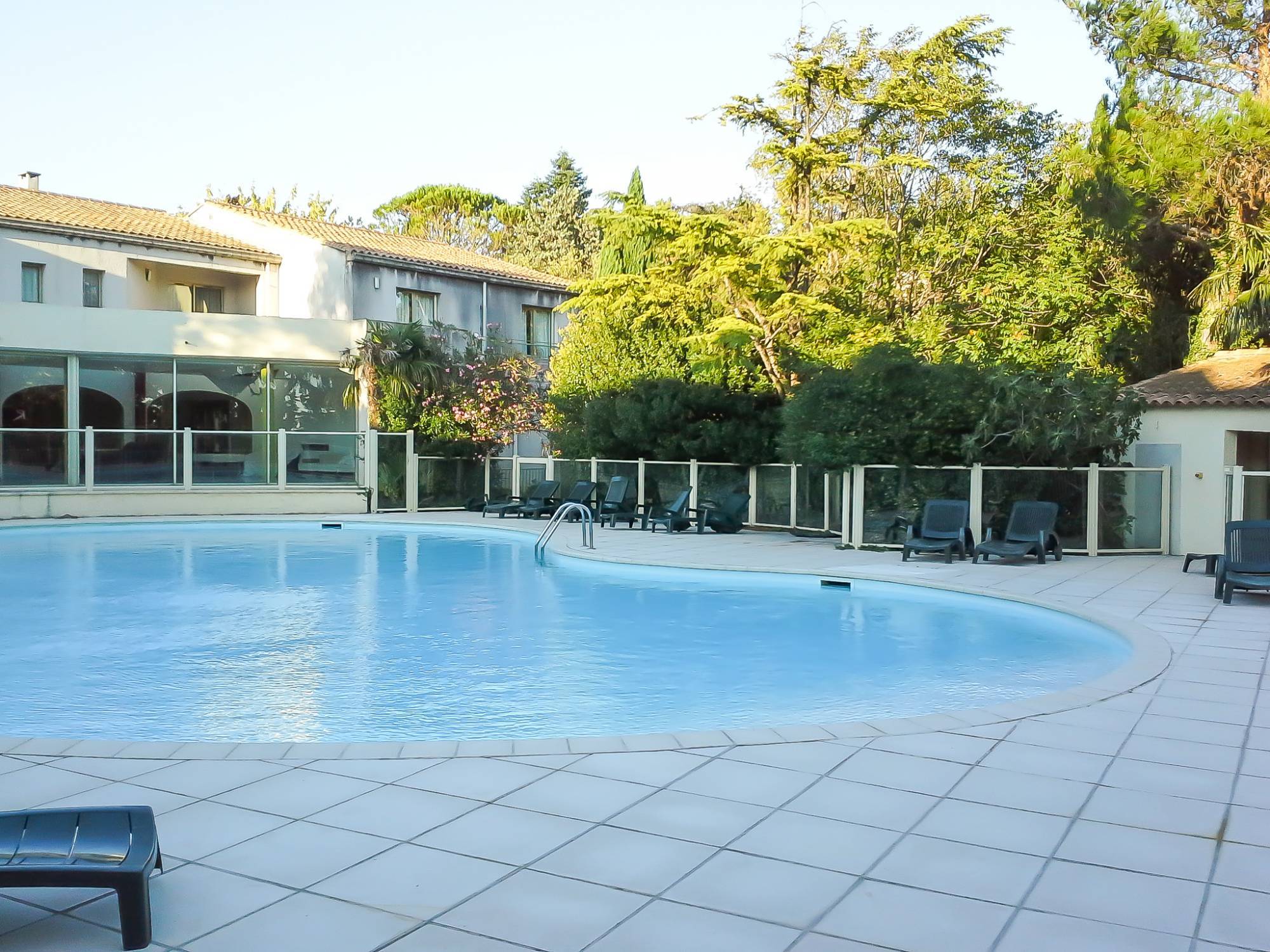 Haut vaucluse, au coeur d'un village vivant toute l'année,  A vendre appartement 