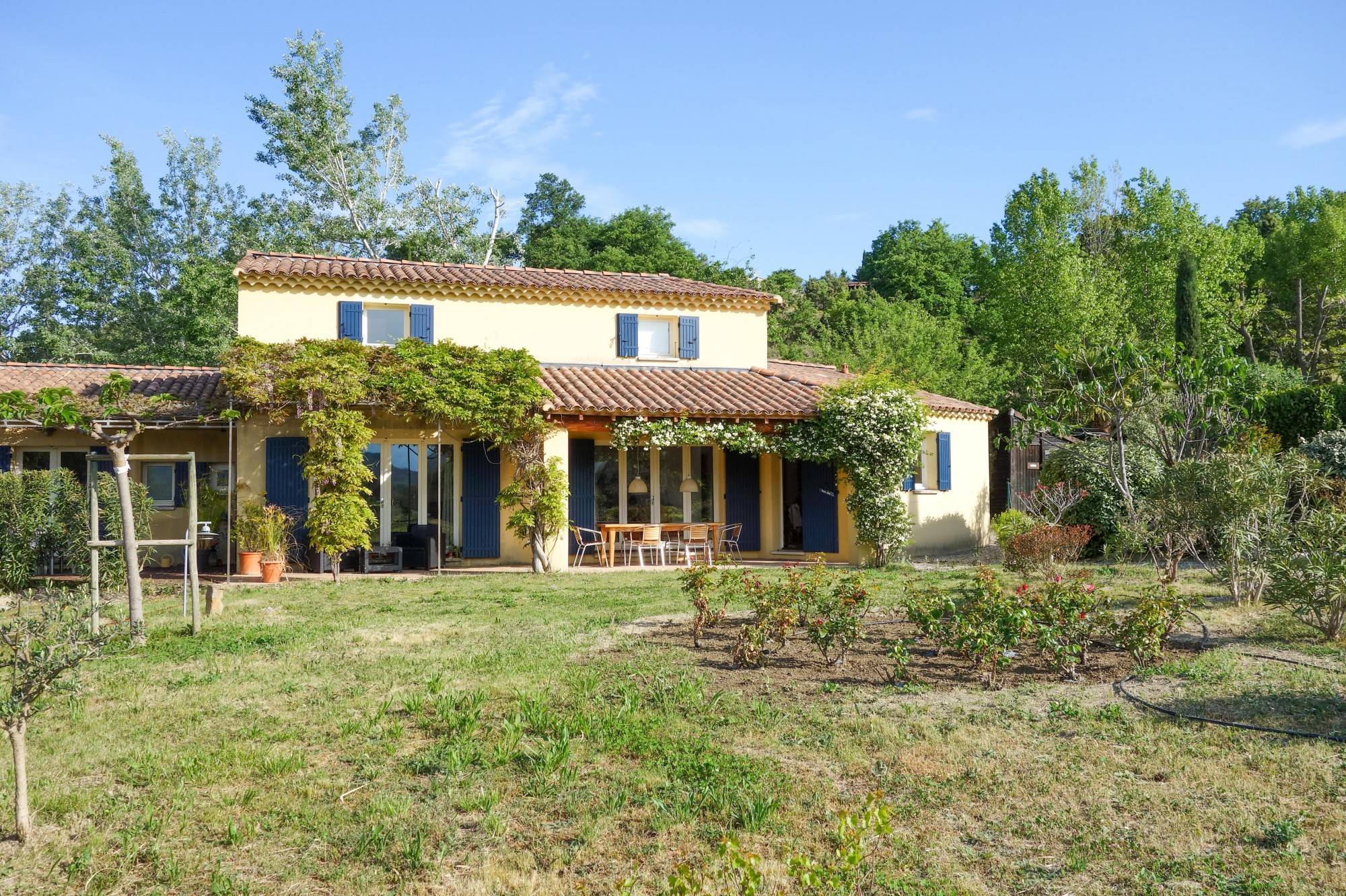 Secteur Vaison La Romaine, superbe propriété avec 3 gîtes