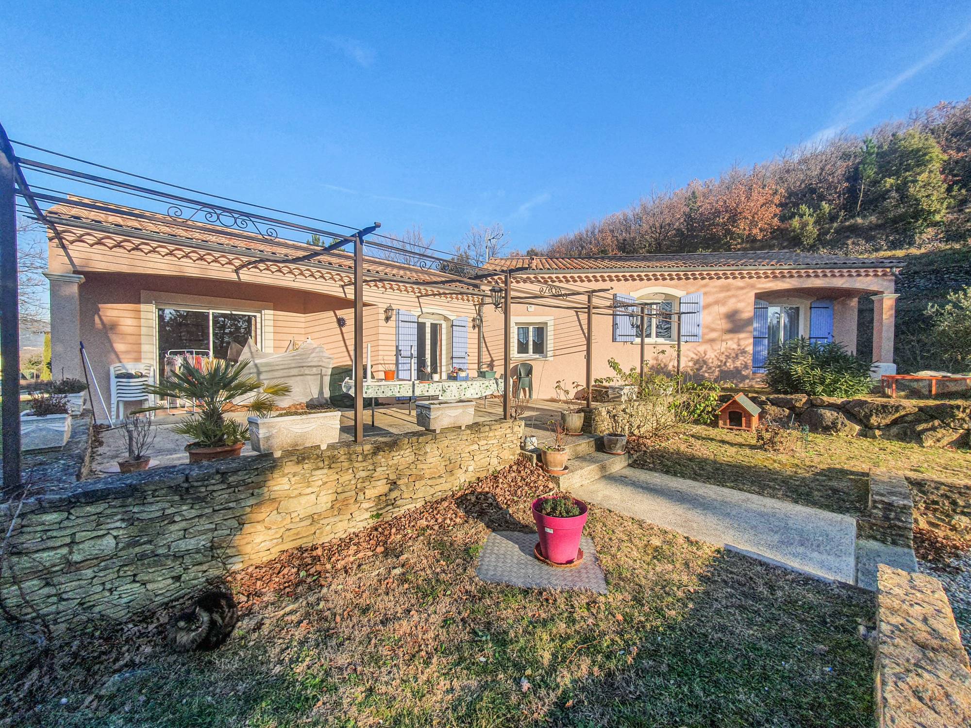 Villa Provençale, Secteur Bourg VENDUE PAR NOS SOINS Saint Andéol  