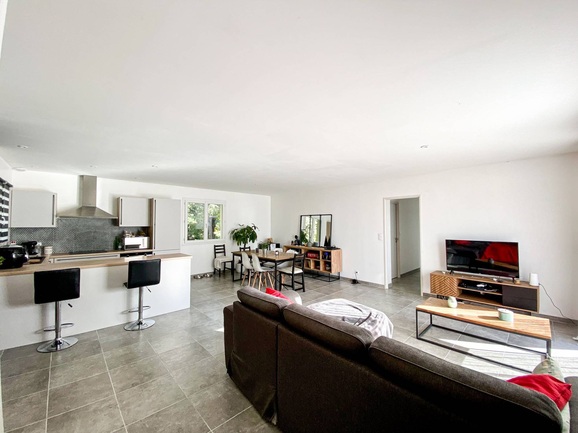 GRANDE PIECE A VIVRE