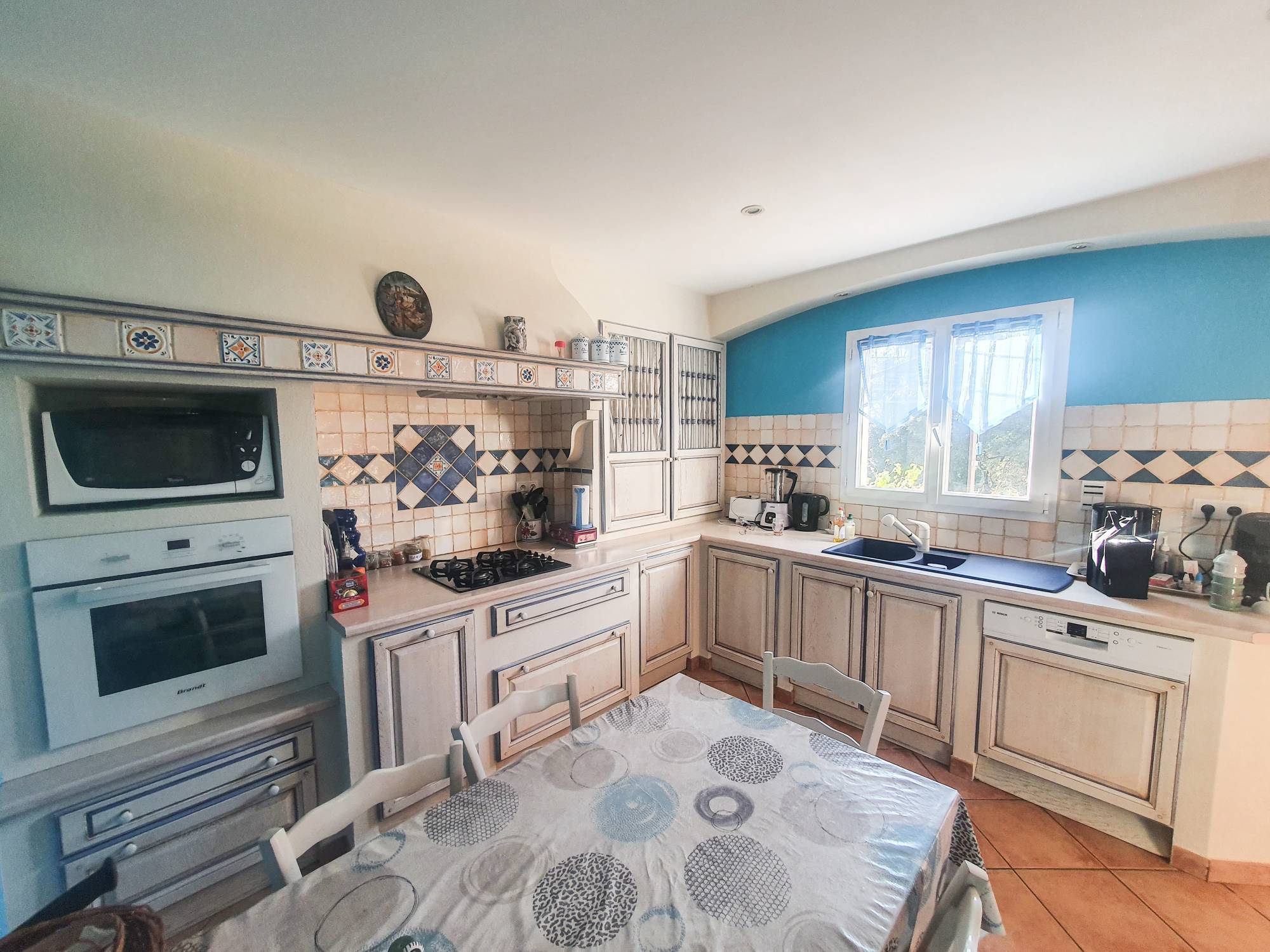 Villa Provençale, Secteur Bourg VENDUE PAR NOS SOINS Saint Andéol  