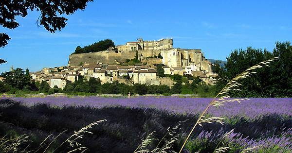 Un  pied à terre au  centre de Grignan