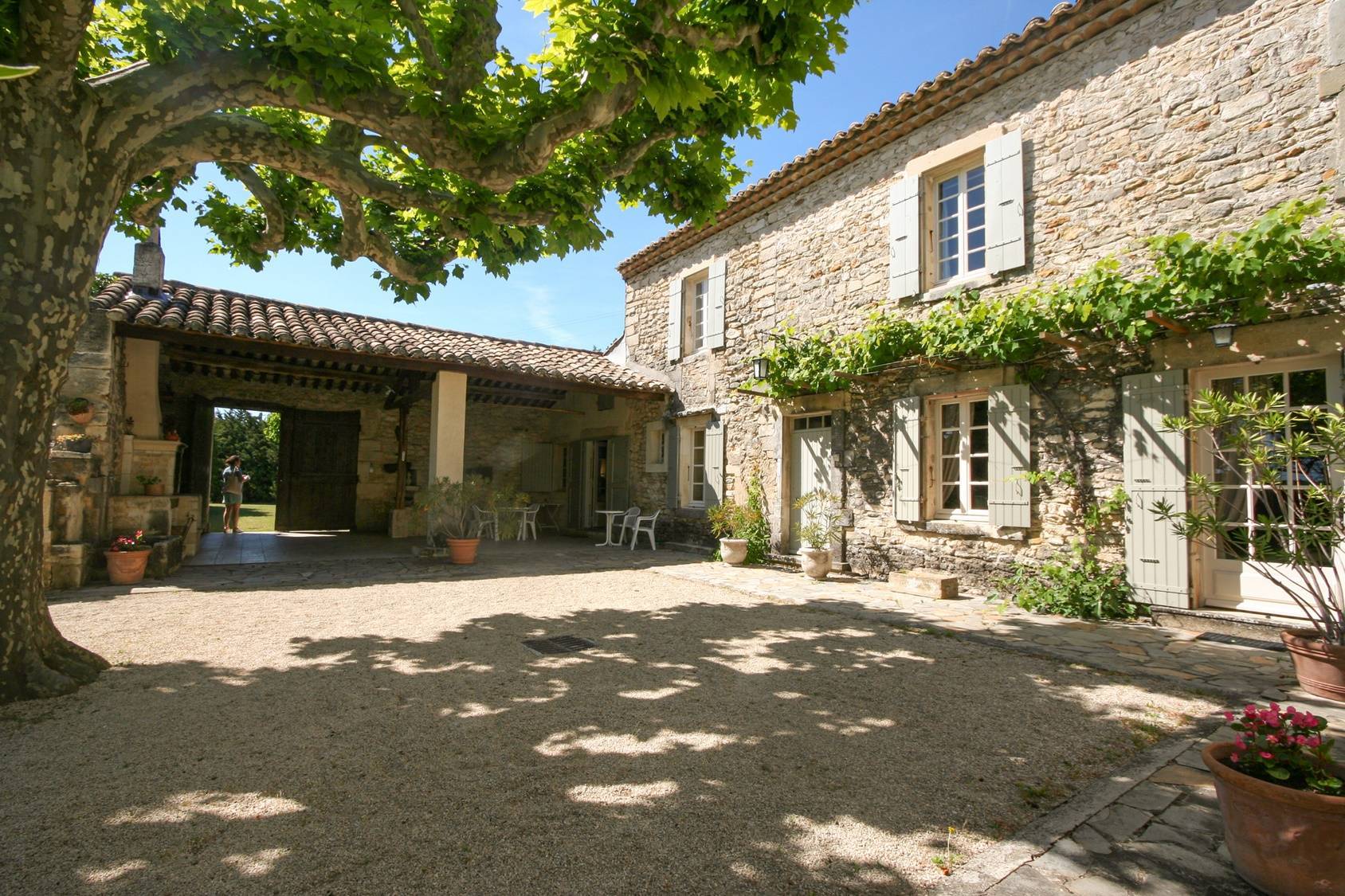 Mas provencal à vendre avec cour intèrieure