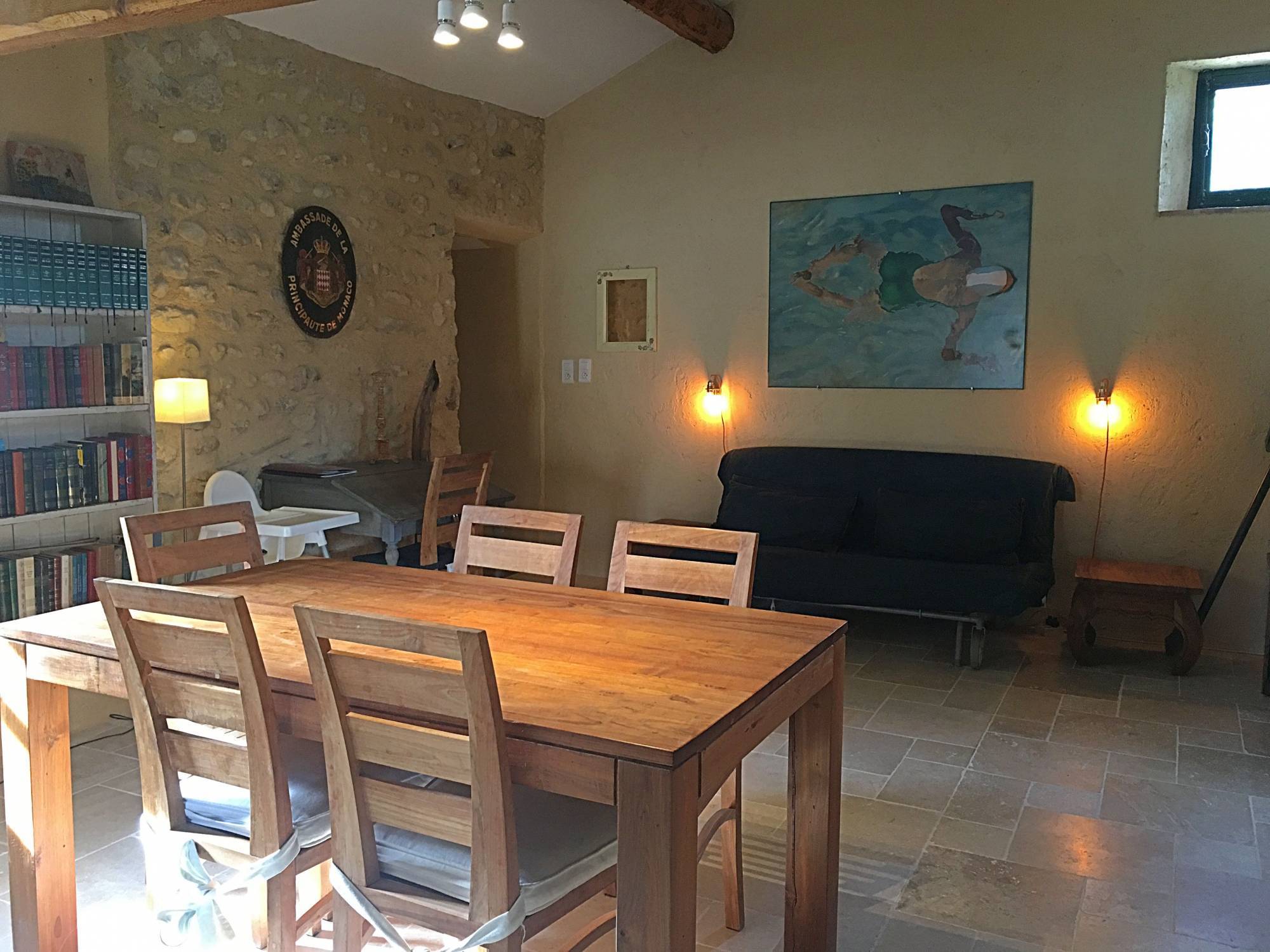 Dans copropriété proche de Tulette, VENDU PAR CHRISTINEMIRANDA IMMOBILIER 